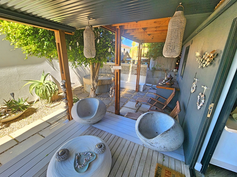 1 Bedroom Property for Sale in Simons Town Western Cape